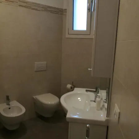 Deisy Canale Milani Apartament